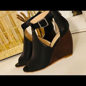 Jessica Simpson Wedges